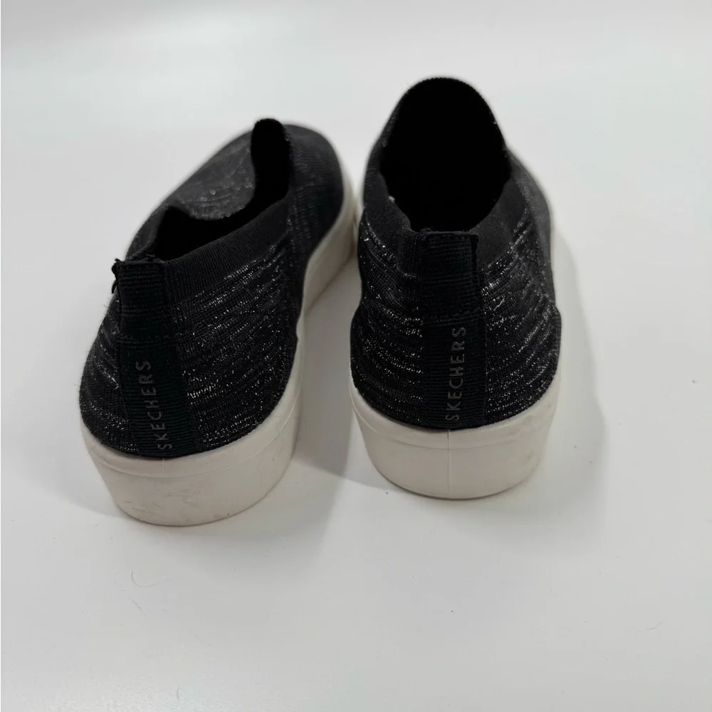 Sketcher Black Slip On Size 10 - Picture 2 of 5